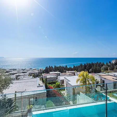 Olea Dhermi - 2bed Sea View, Private Beach, Free Umbrella & Sun Loungers *