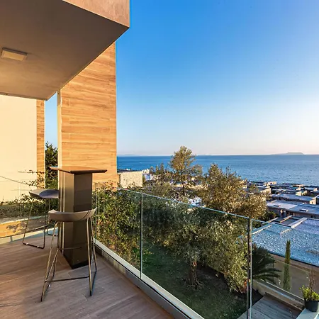Olea Dhermi - 2bed Sea View, Private Beach, Free Umbrella & Sun Loungers